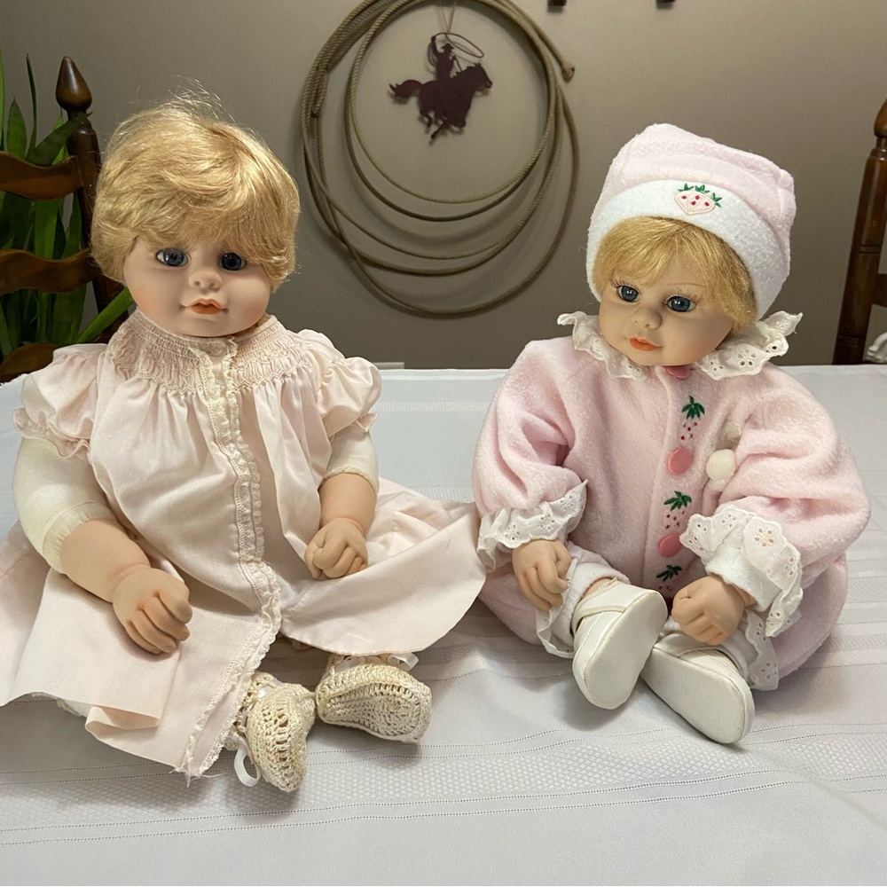 REDUCED Collectible Dolls - 2 Heritage Mint “2000” Well Loved Dolls As Pictured
